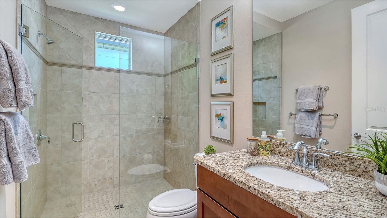 LAKE CLUB PH II - Residential