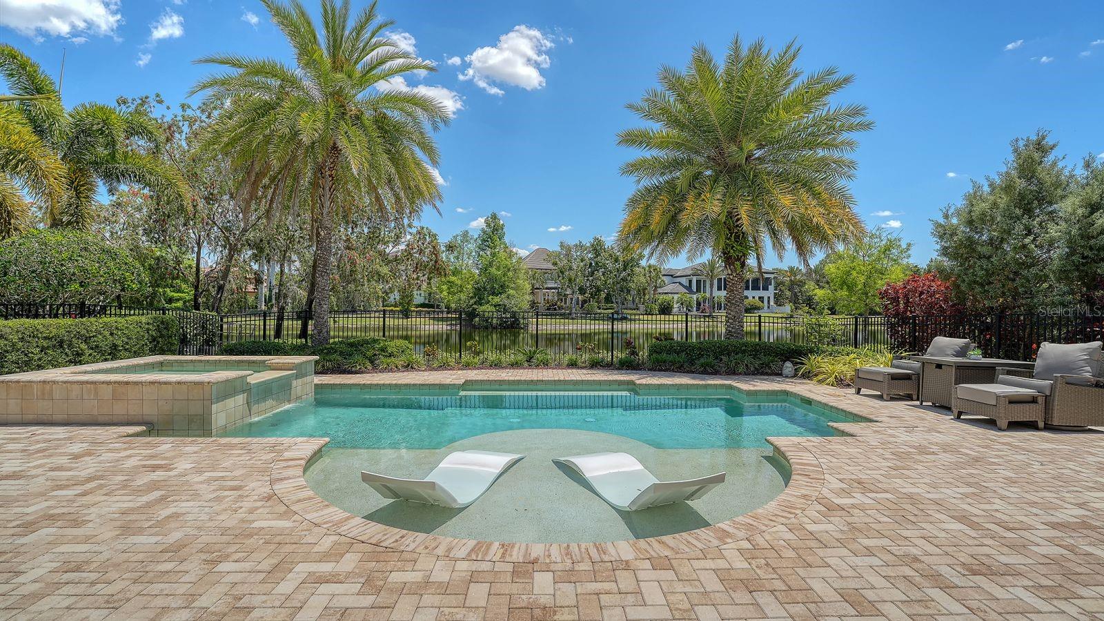 LAKE CLUB PH II - Residential