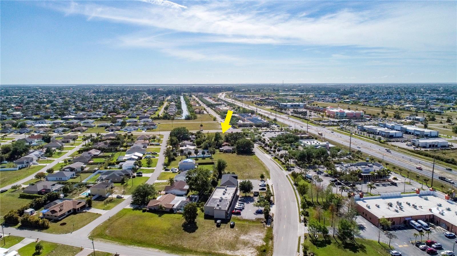 CAPE CORAL - Land