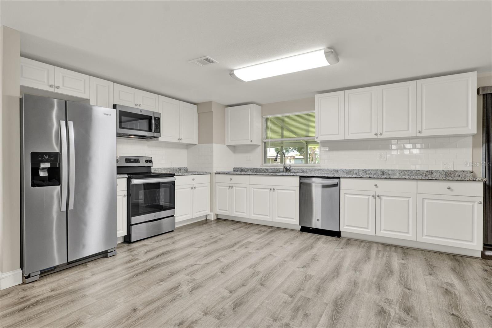 KOVE ESTATES COOP - Residential