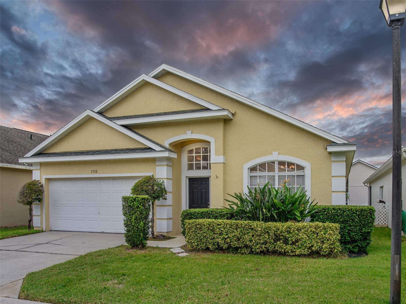 FOX GLEN AT CHELSEA PARC TUSCAWILLA PH 2 - Residential