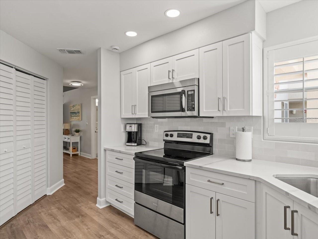 VISTA VERDE WEST - Residential Lease