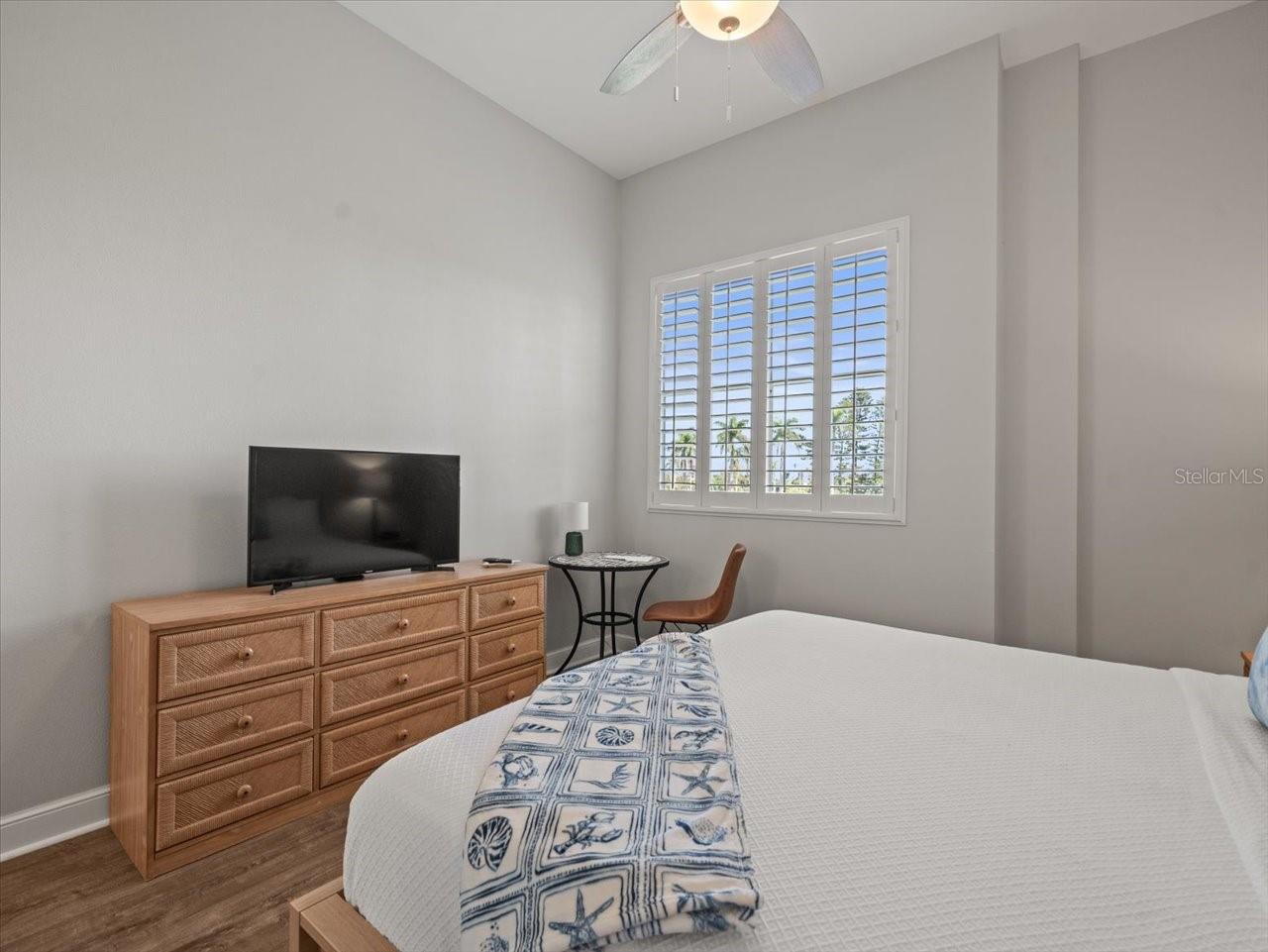 VISTA VERDE WEST - Residential Lease