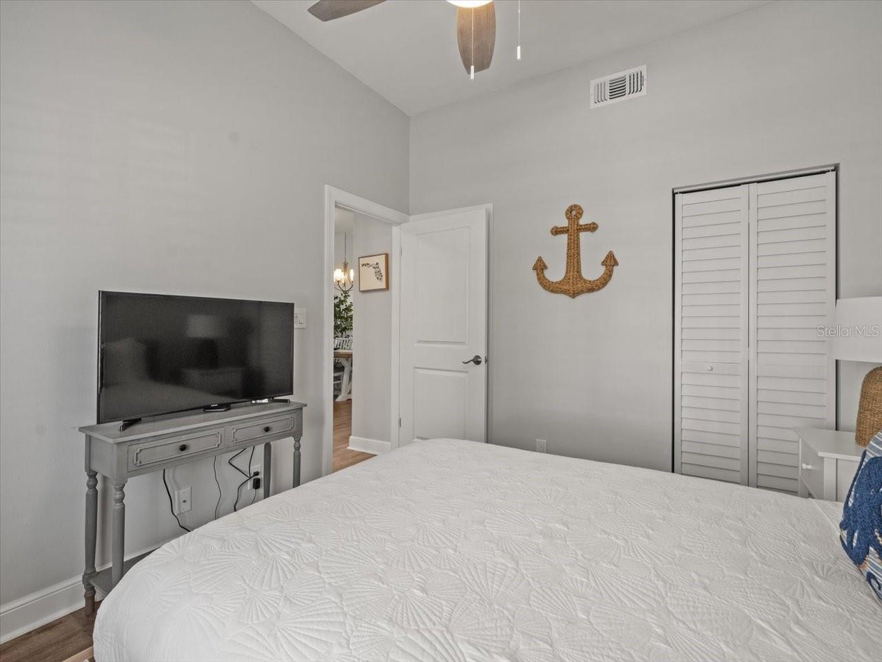 VISTA VERDE WEST - Residential Lease