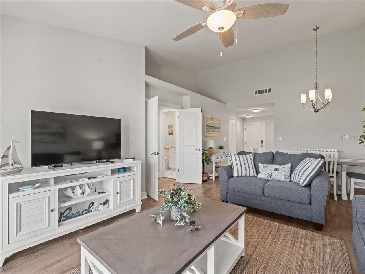 VISTA VERDE WEST - Residential Lease