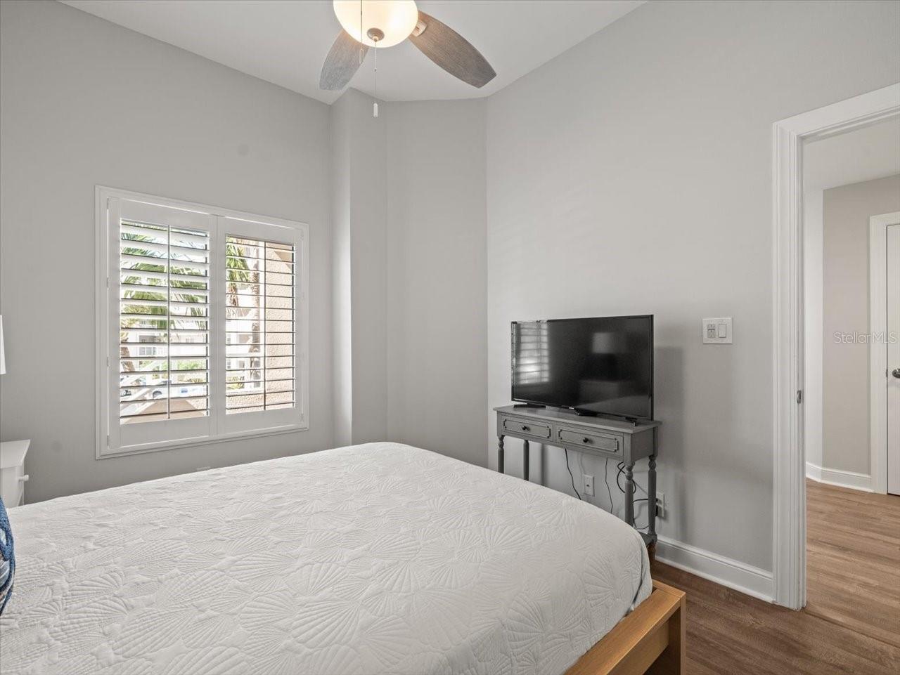 VISTA VERDE WEST - Residential Lease