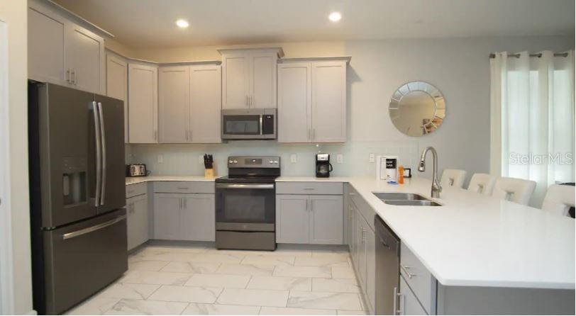 STONEYBROOK SOUTH NORTH PCL-PH - Residential Lease