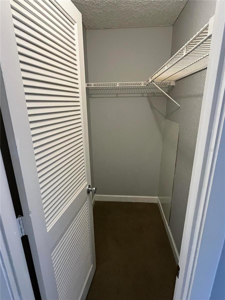 SARASOTA PALMS - Residential Lease