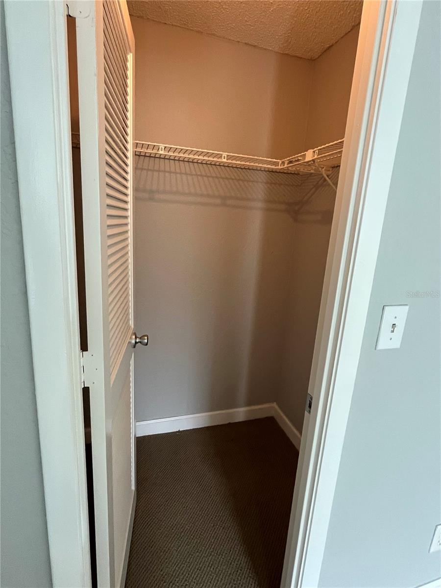 SARASOTA PALMS - Residential Lease