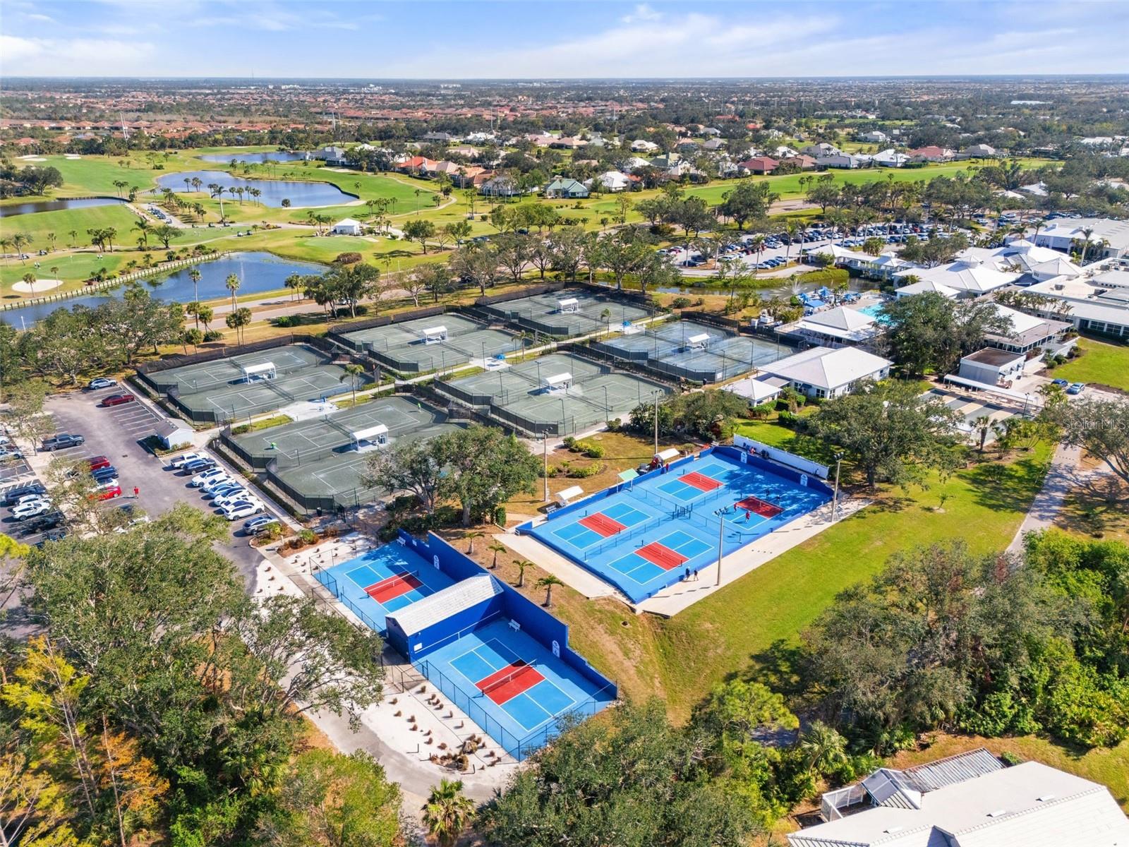 TERRACES VILLAS ST ANDREWS PARK - Residential