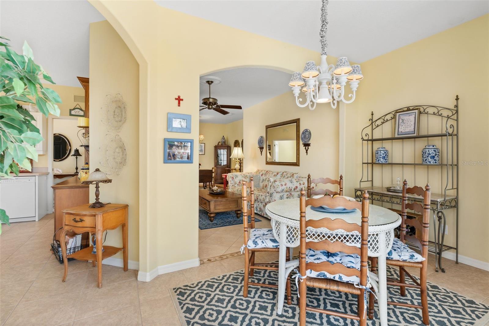 TERRACES VILLAS ST ANDREWS PARK - Residential