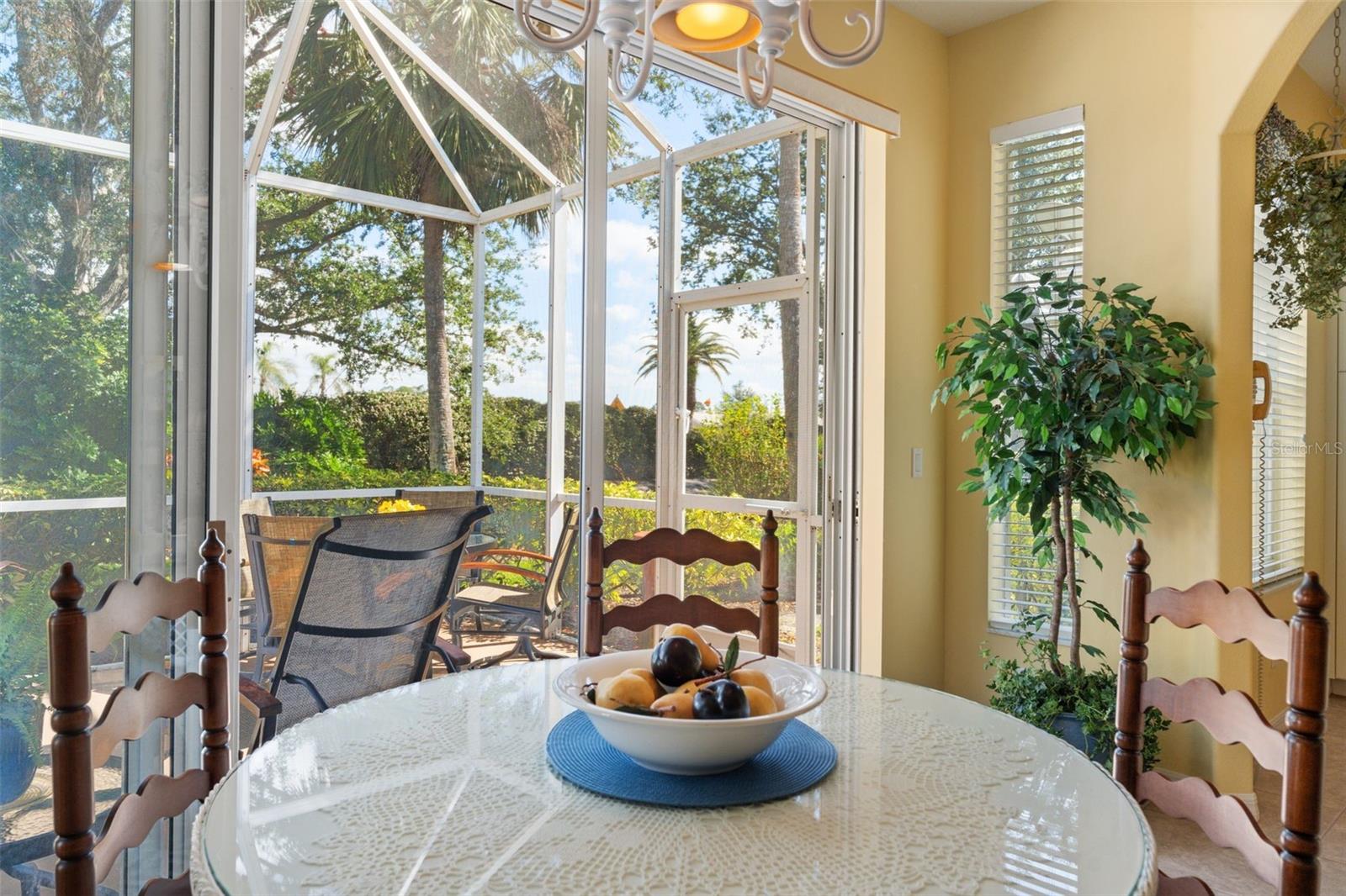 TERRACES VILLAS ST ANDREWS PARK - Residential