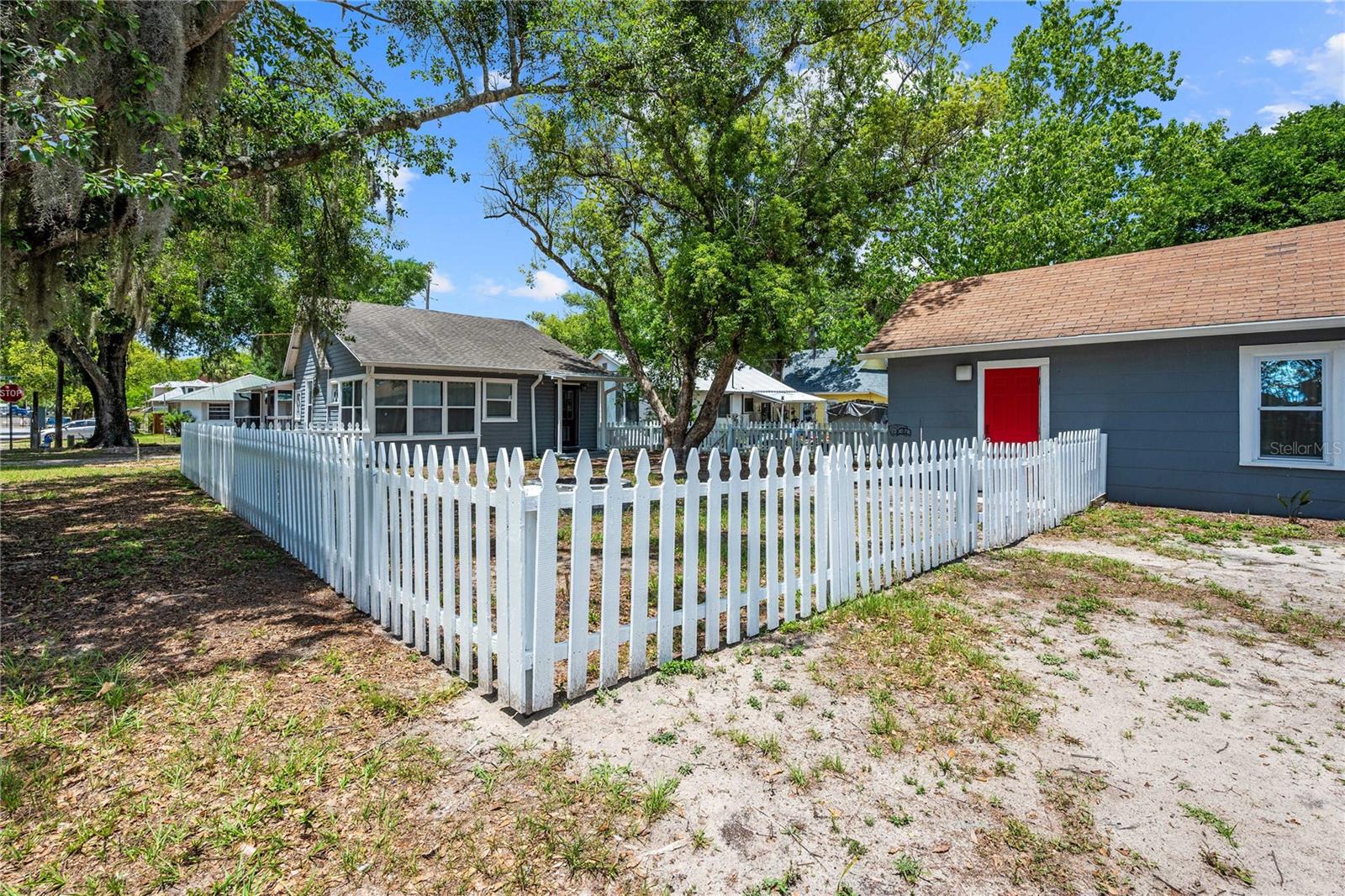 CITY ZEPHYRHILLS - Residential