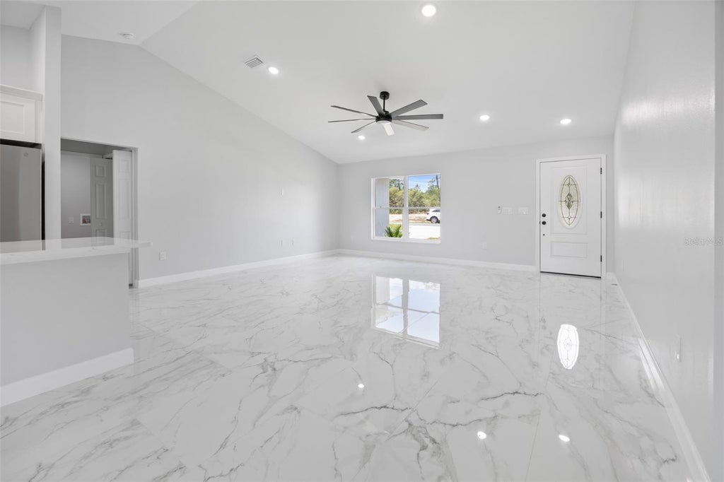 Photo of 11372 SW 177th Court, Dunnellon, FL 34432 (MLS # OM730436)