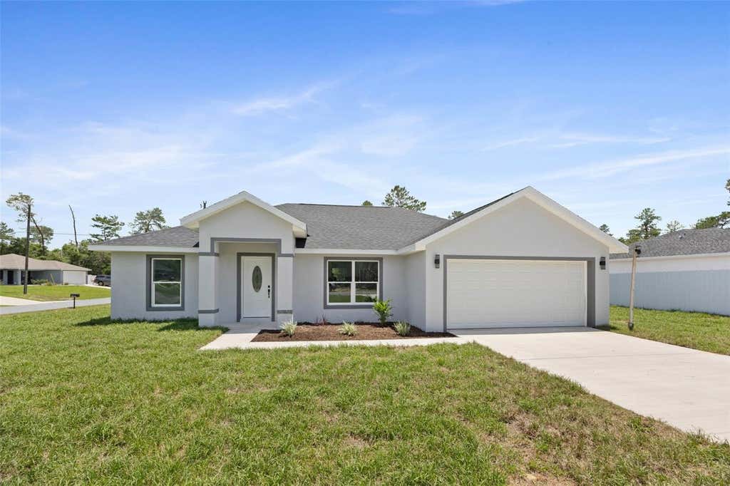 Photo of 11372 SW 177th Court, Dunnellon, FL 34432 (MLS # OM730436)
