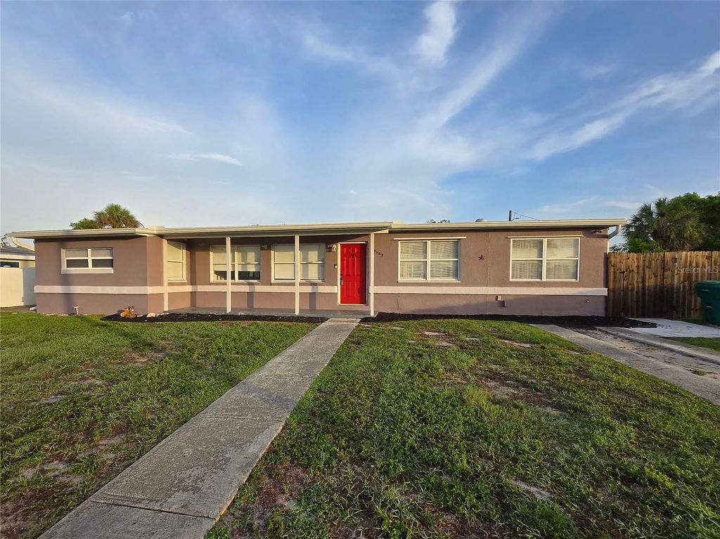 Photo of 3157 Crestwood Drive, Port Charlotte, FL 33952 (MLS # D6142468)