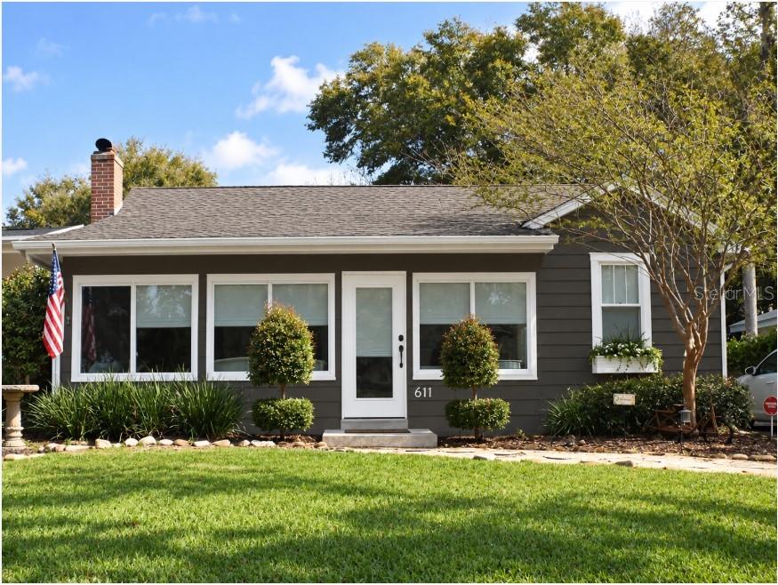 Photo of 611 Butler Street, Windermere, FL 34786 (MLS # O6441248)