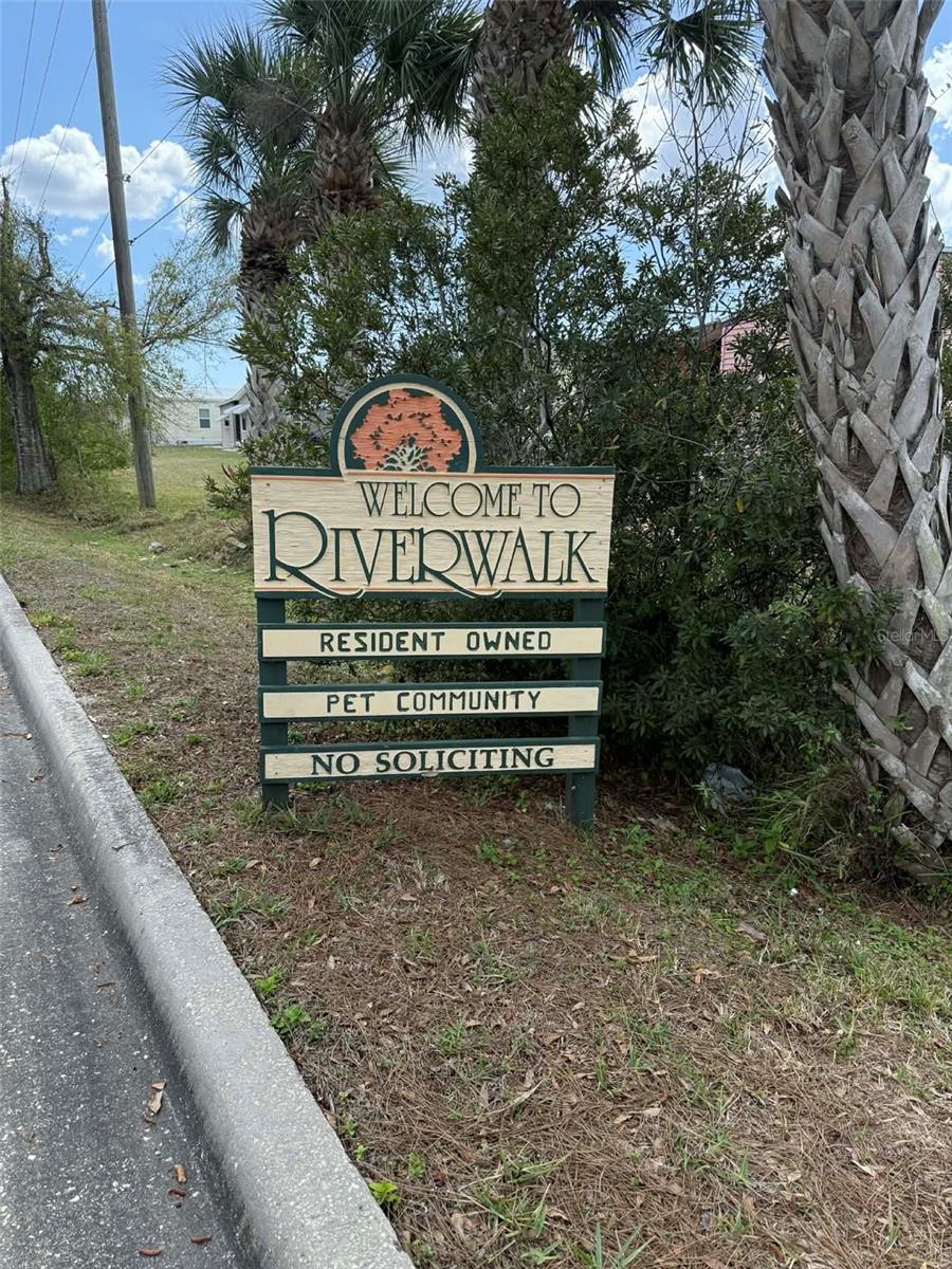 RIVERWALK MHP CO-OP - Residential