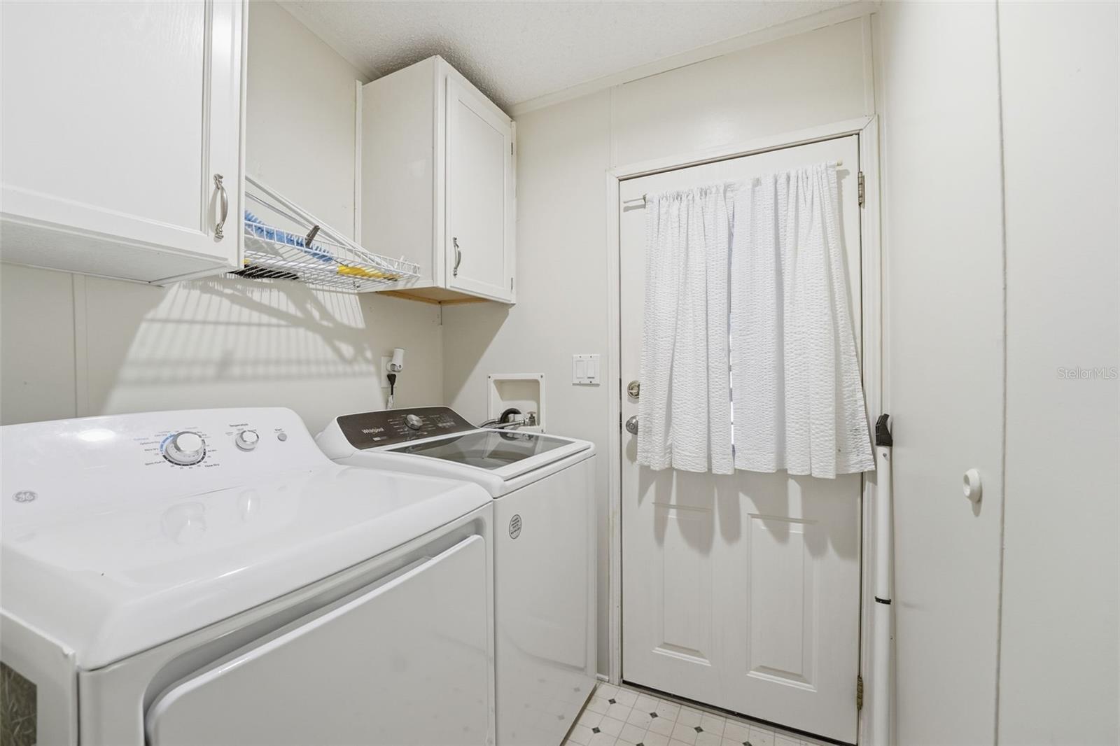 RIVERWALK MHP CO-OP - Residential