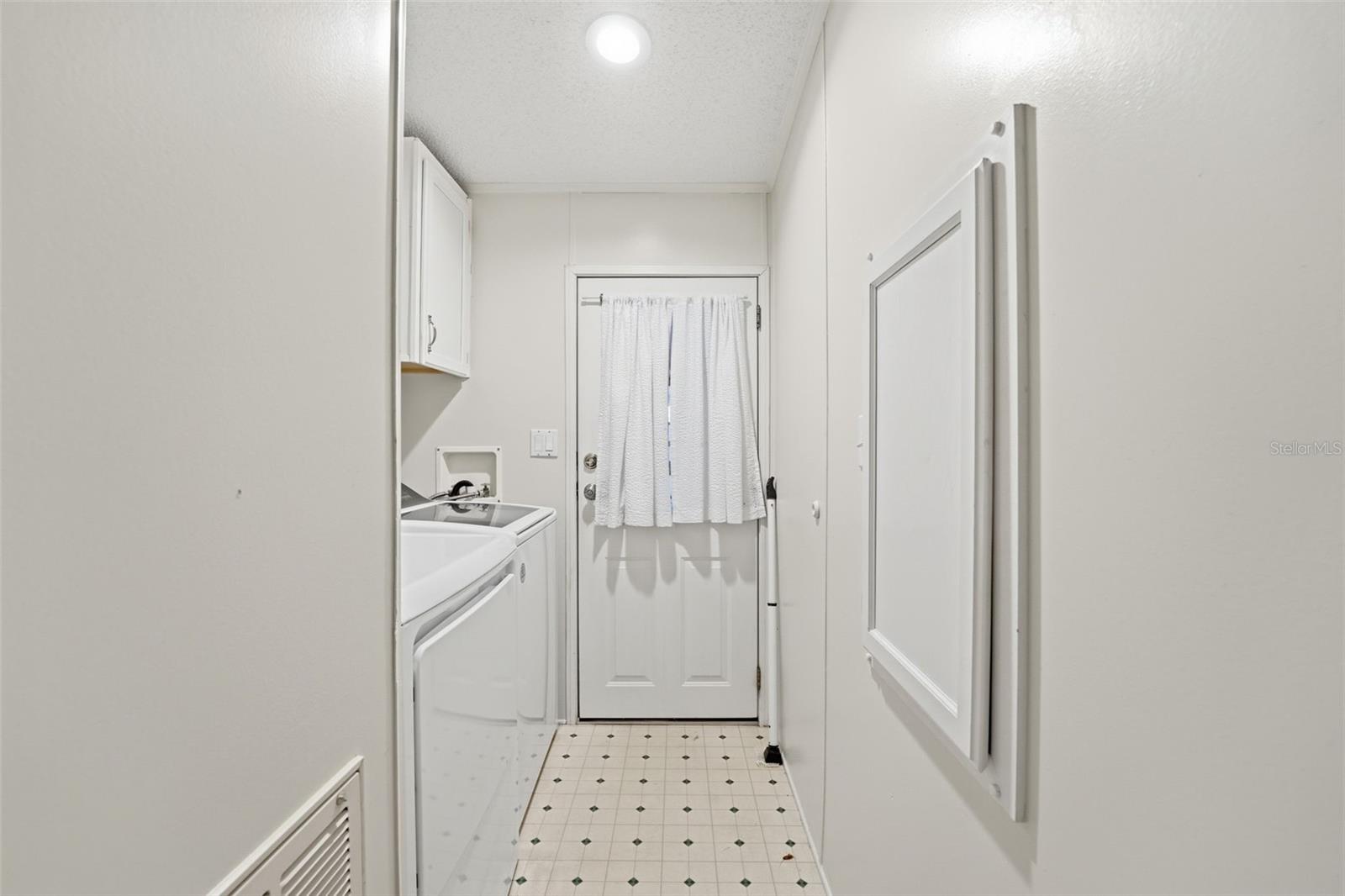 RIVERWALK MHP CO-OP - Residential