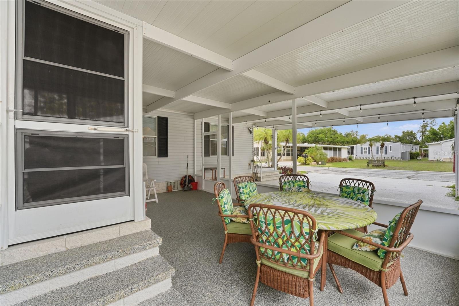 RIVERWALK MHP CO-OP - Residential