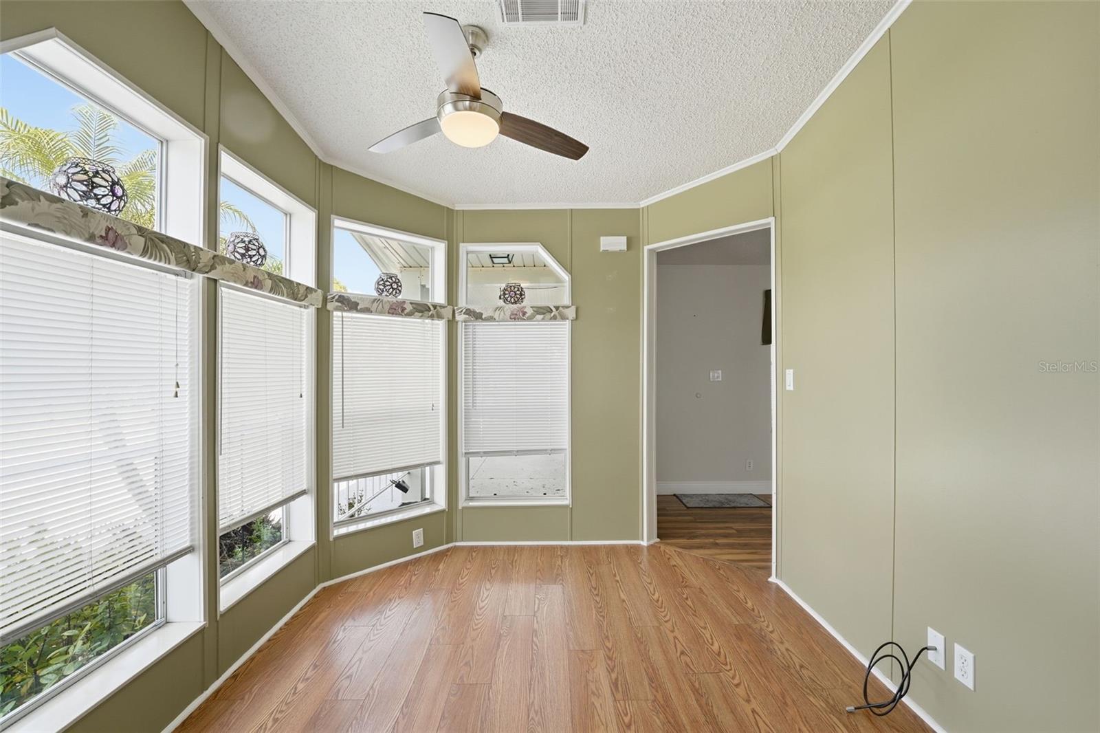 RIVERWALK MHP CO-OP - Residential