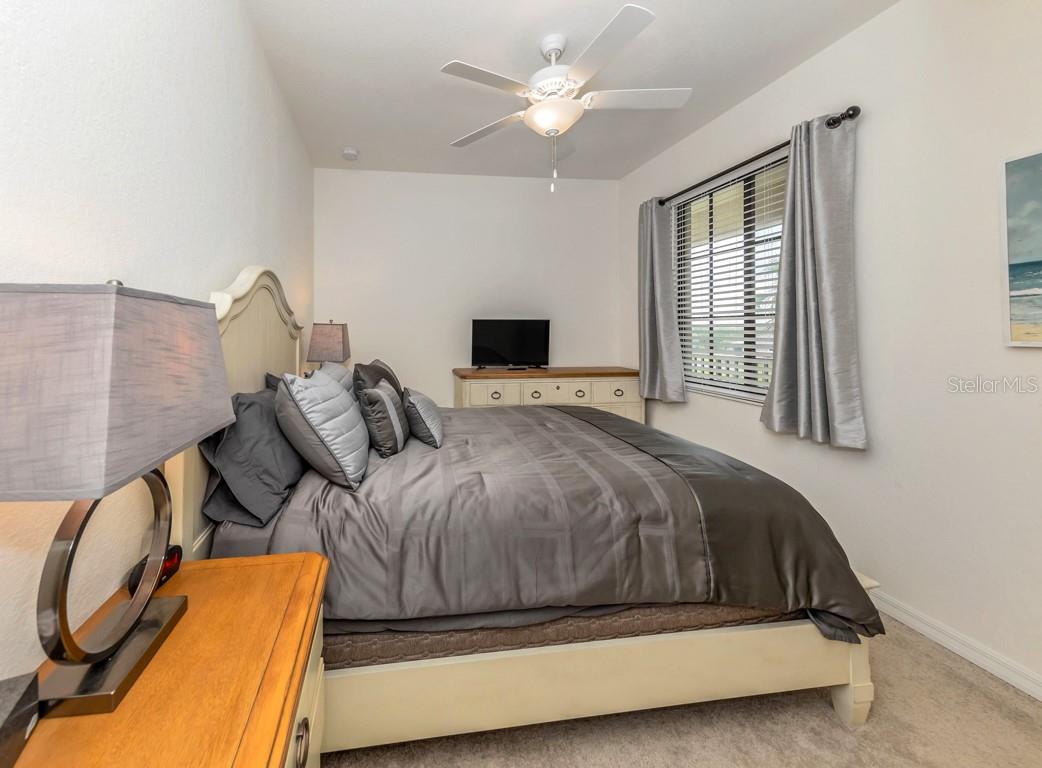 LAKEWOOD NATIONAL - Residential Lease