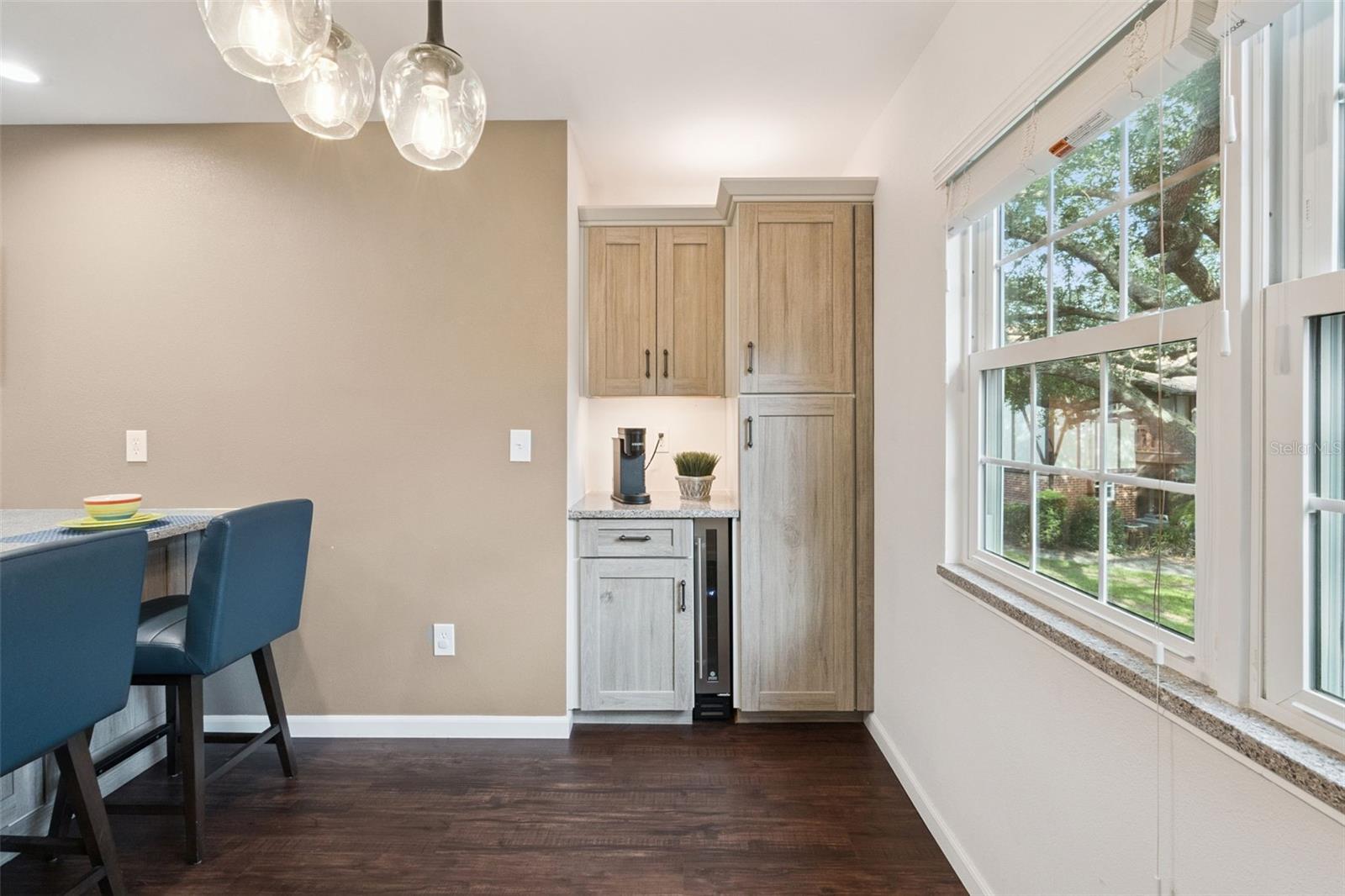 CAMELOT BY LAKE CONDO - Residential