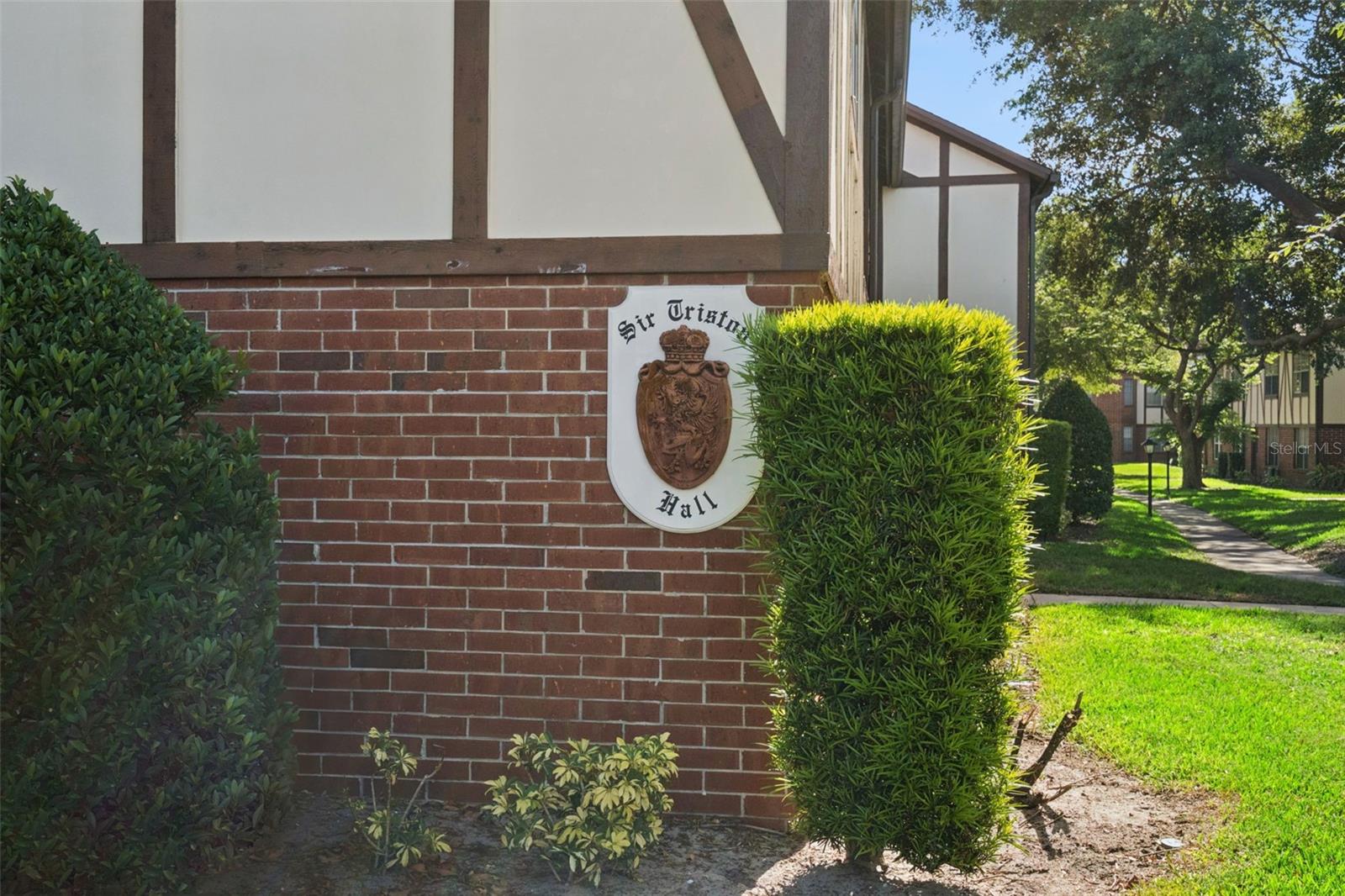 CAMELOT BY LAKE CONDO - Residential