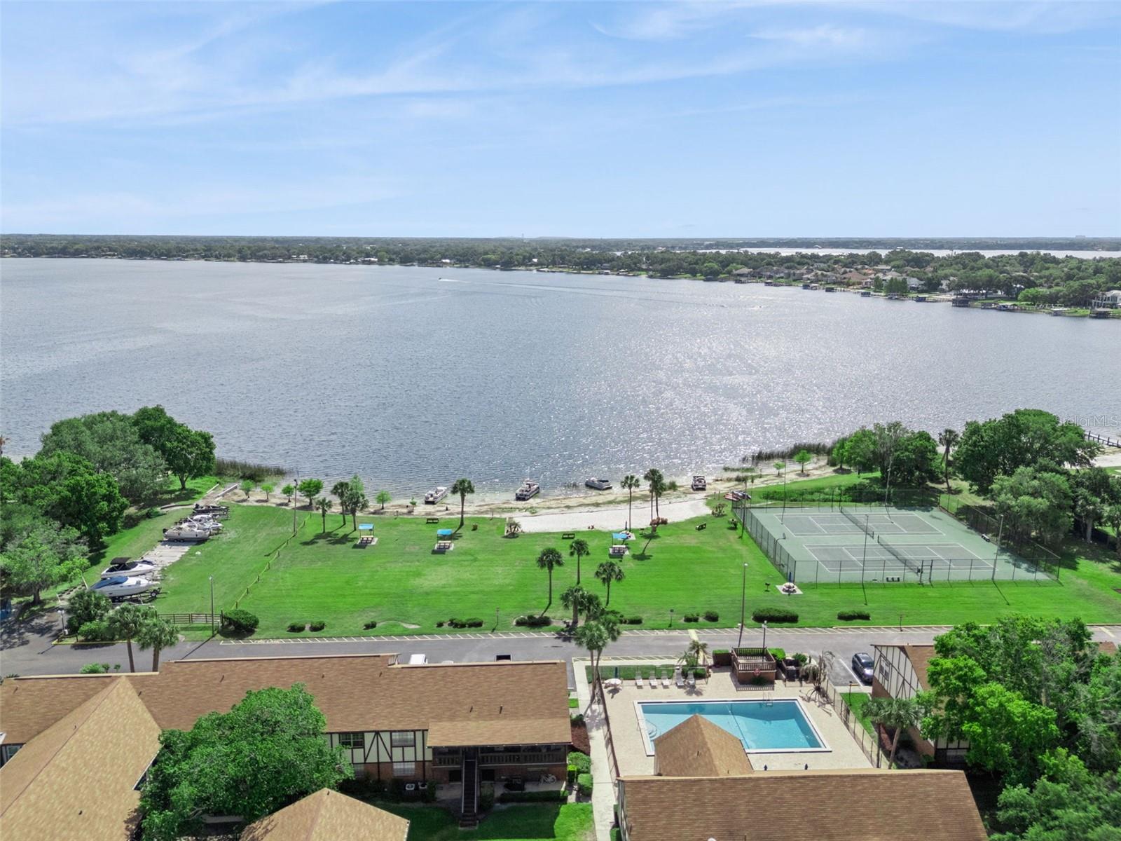 CAMELOT BY LAKE CONDO - Residential