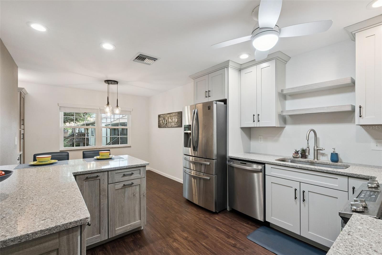 CAMELOT BY LAKE CONDO - Residential