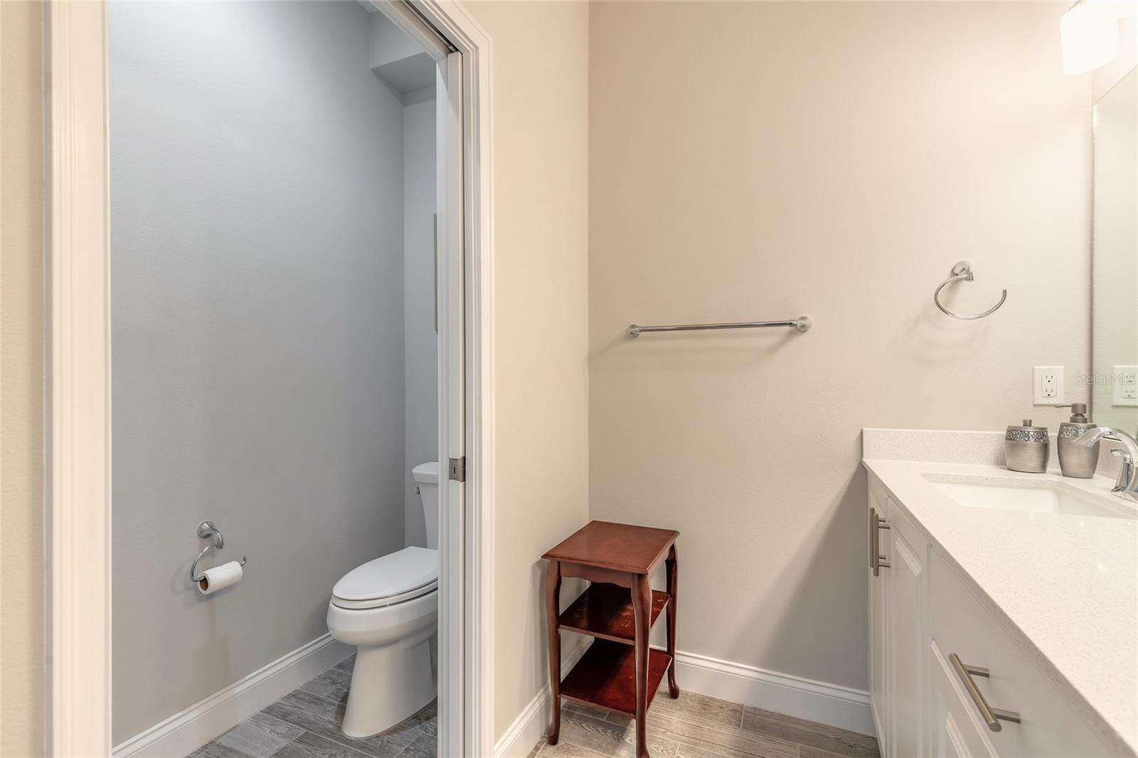 VENETIAN BAY PH 1B UT 2 TRACT F REPLAT - Residential