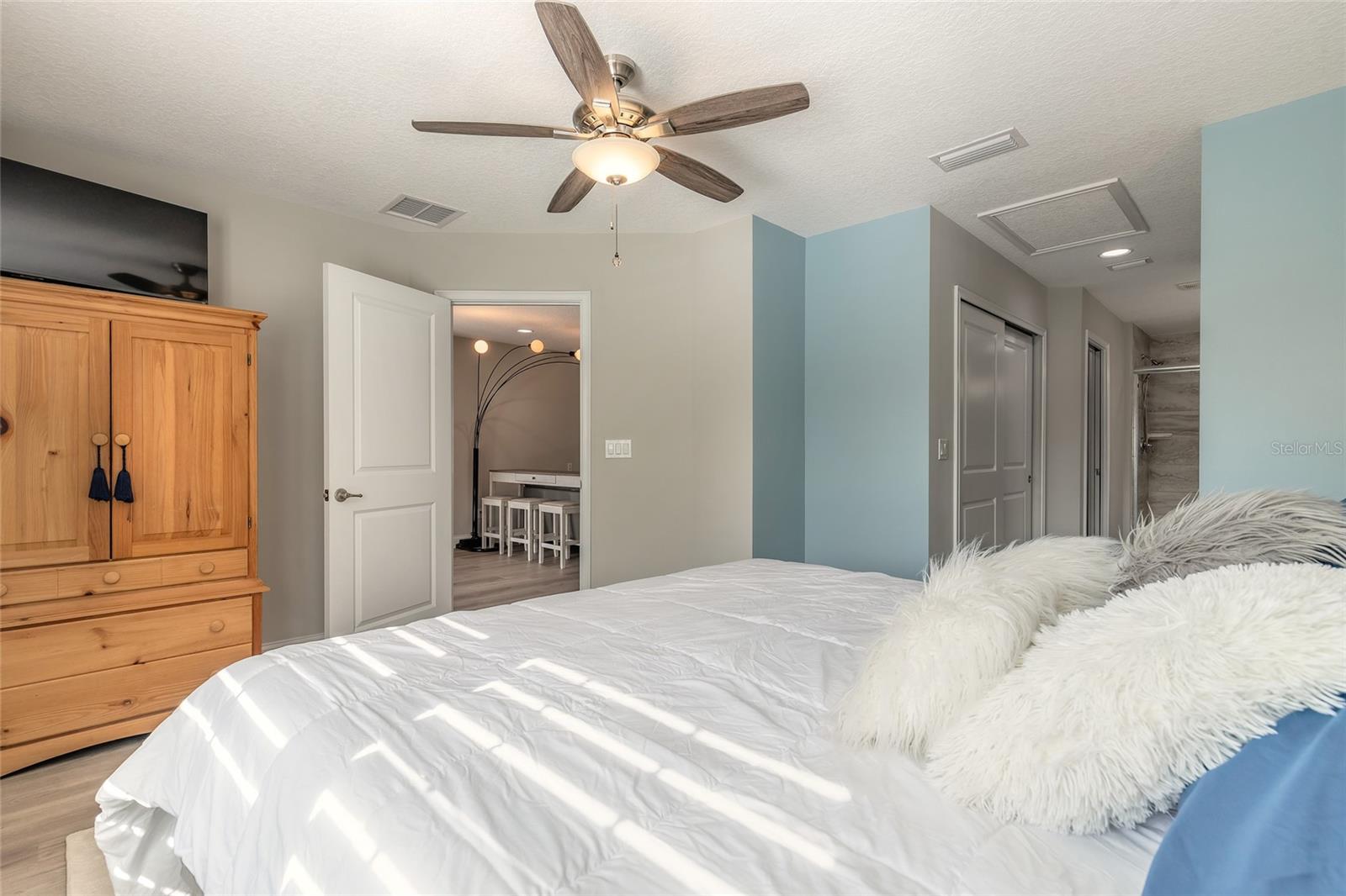 VENETIAN BAY PH 1B UT 2 TRACT F REPLAT - Residential