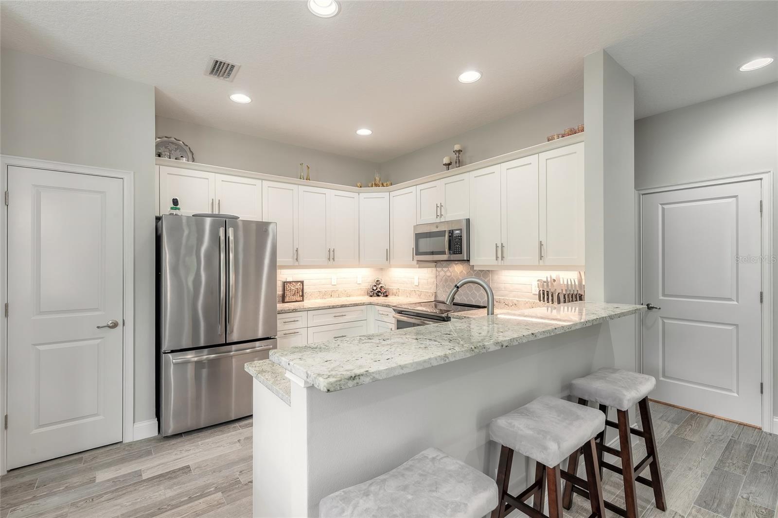 VENETIAN BAY PH 1B UT 2 TRACT F REPLAT - Residential