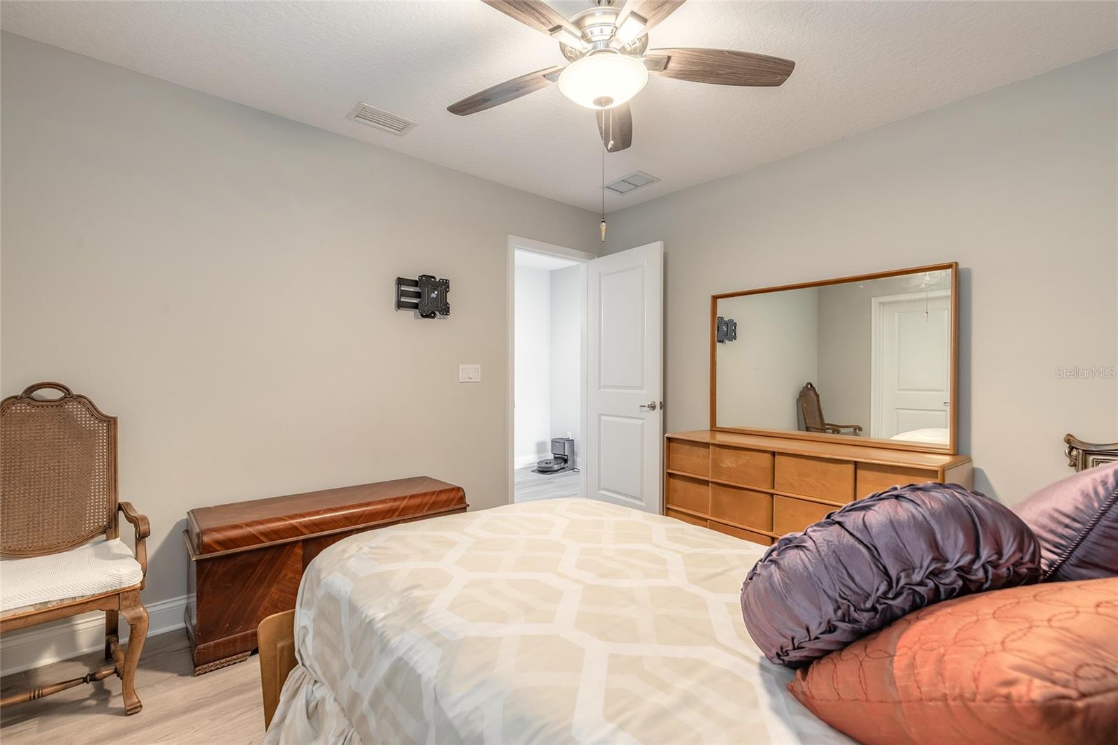 VENETIAN BAY PH 1B UT 2 TRACT F REPLAT - Residential