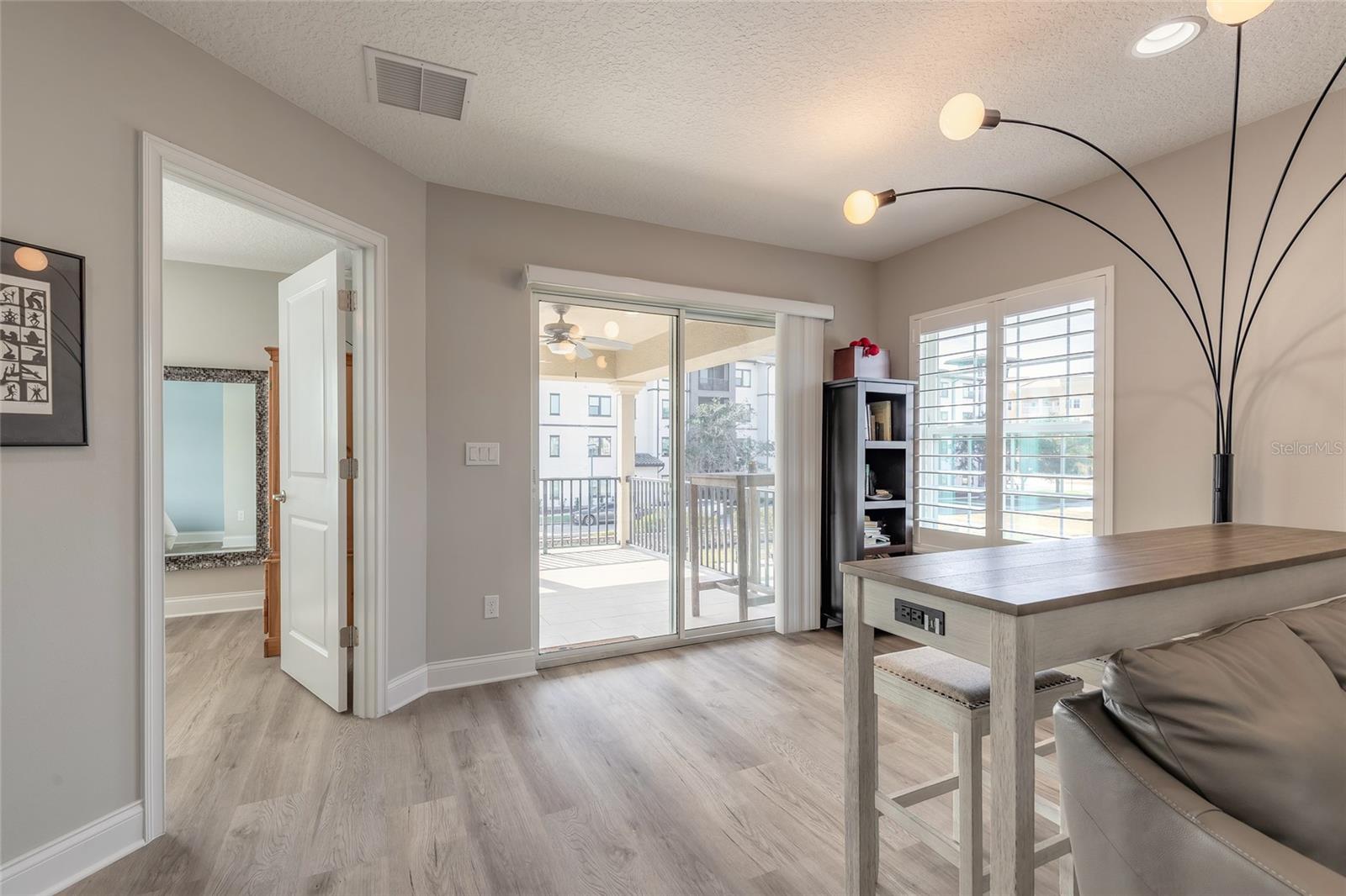 VENETIAN BAY PH 1B UT 2 TRACT F REPLAT - Residential