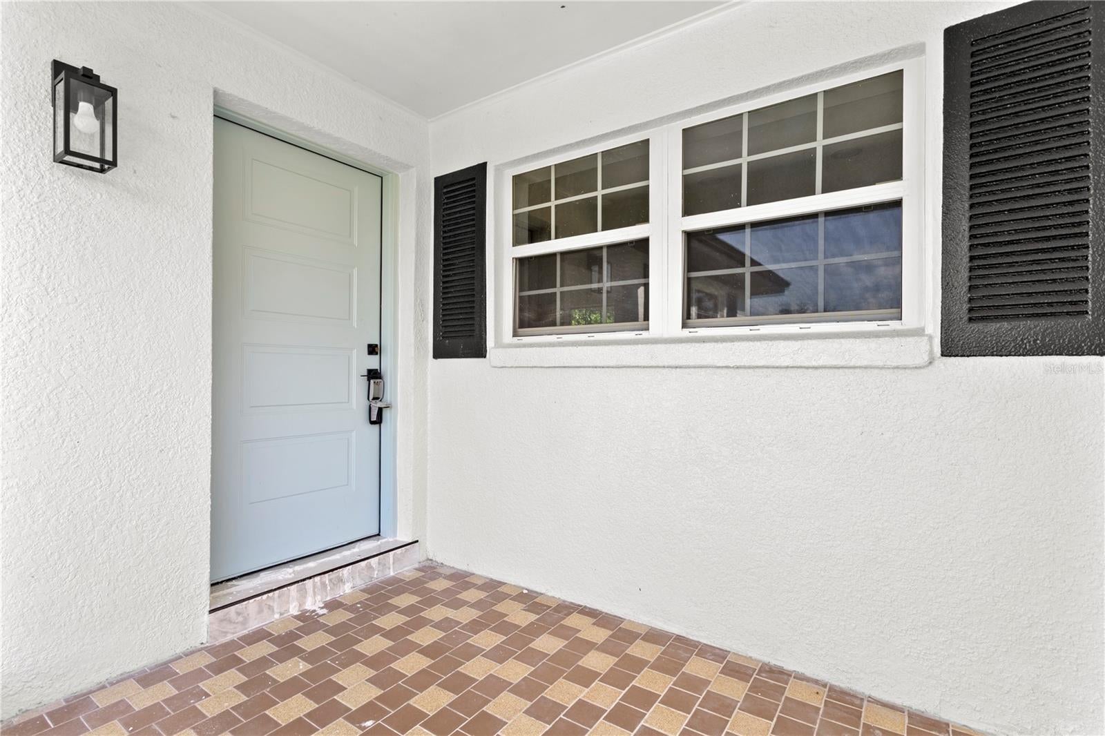 320 BENTON STREET