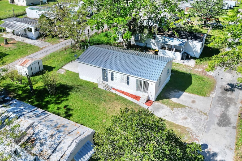 Photo of 3321 Peachtree Hill Road, Lakeland, FL 33801 (MLS # L4965950)