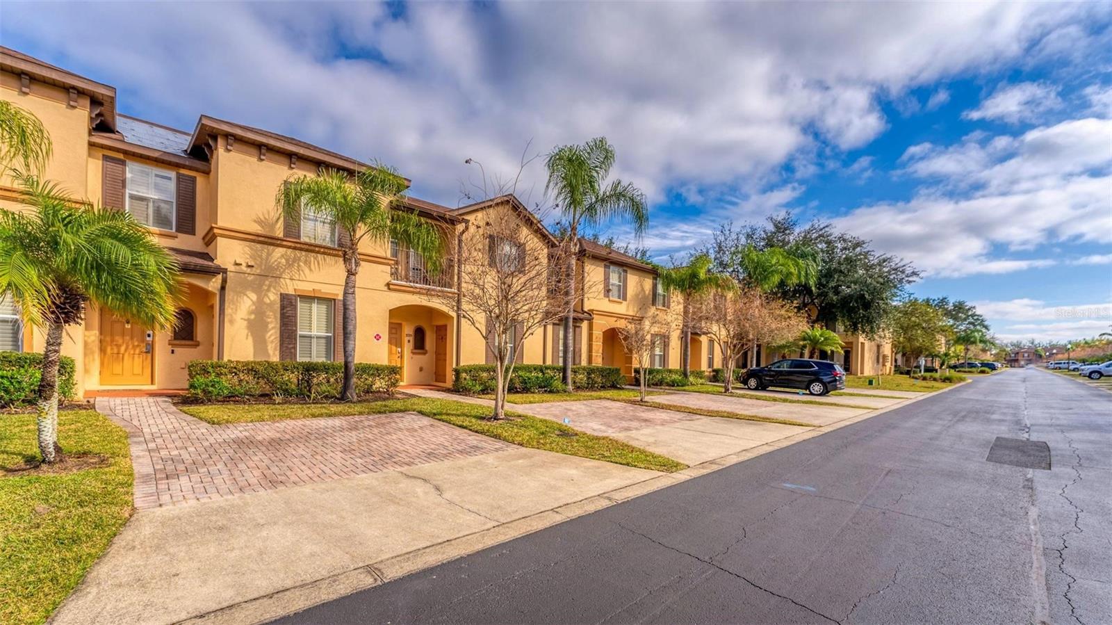 VILLAS AT REGAL PALMS - Residential