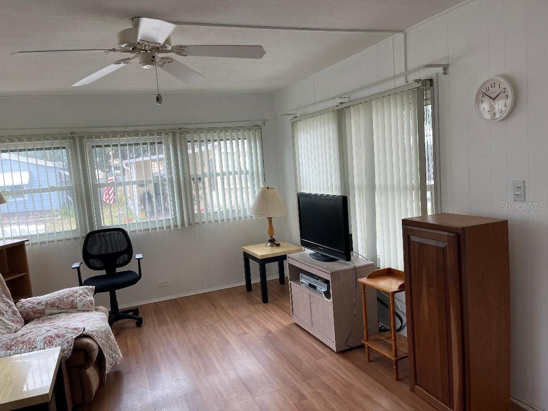 MOBILE ESTATES - Residential