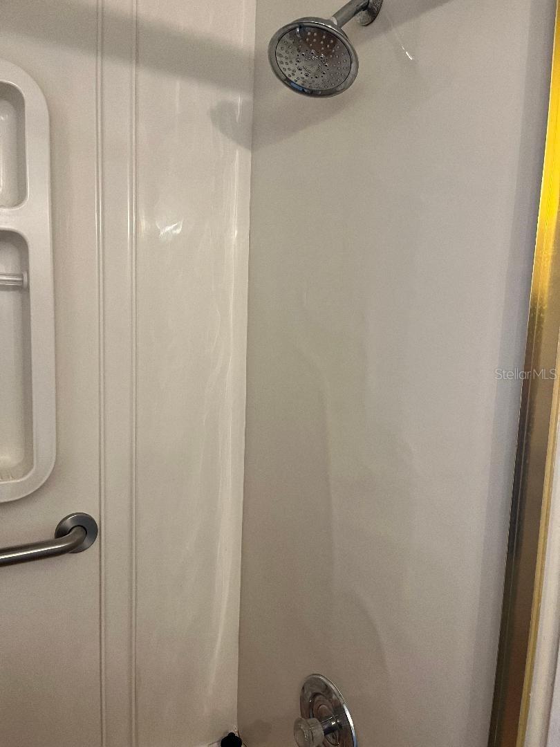 MOBILE ESTATES - Residential