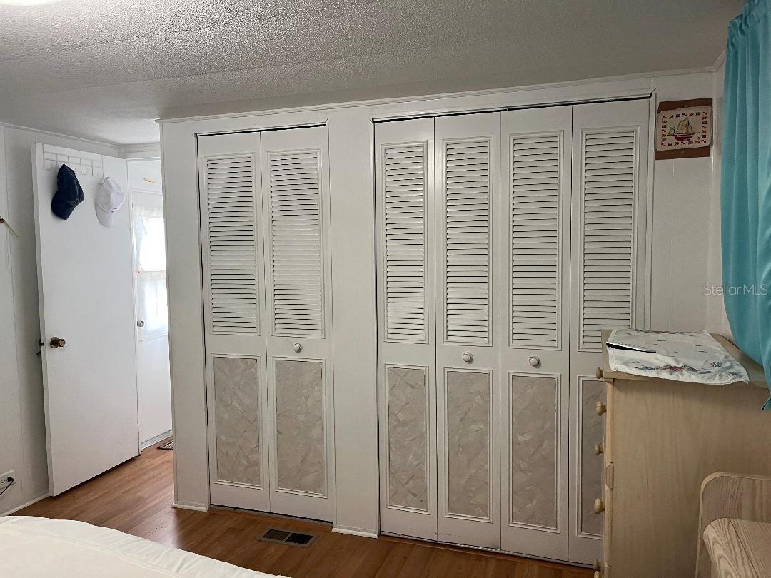 MOBILE ESTATES - Residential