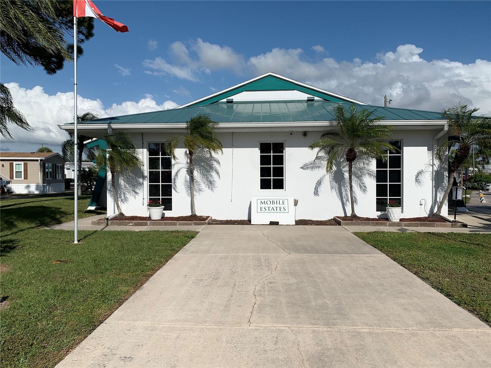 MOBILE ESTATES - Residential