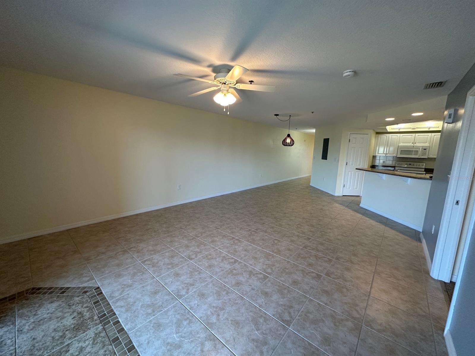 Ocean Walk Condo At Nsb Bldg 08 - Residential Lease