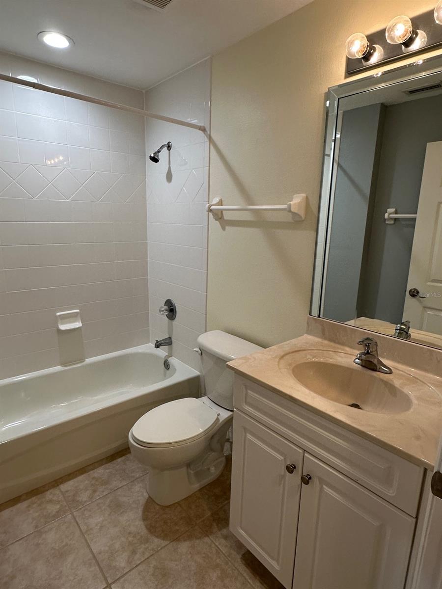 Ocean Walk Condo At Nsb Bldg 08 - Residential Lease