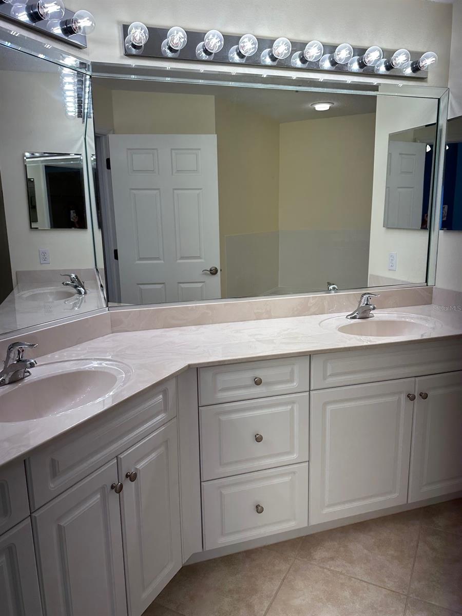 Ocean Walk Condo At Nsb Bldg 08 - Residential Lease