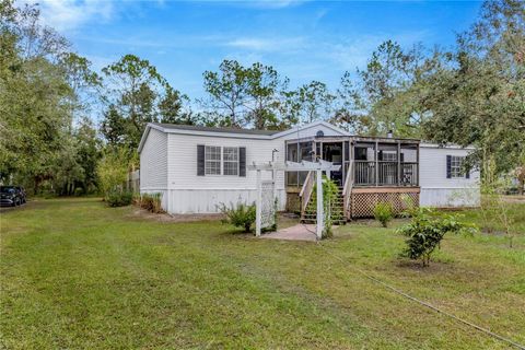 A home in LAKELAND