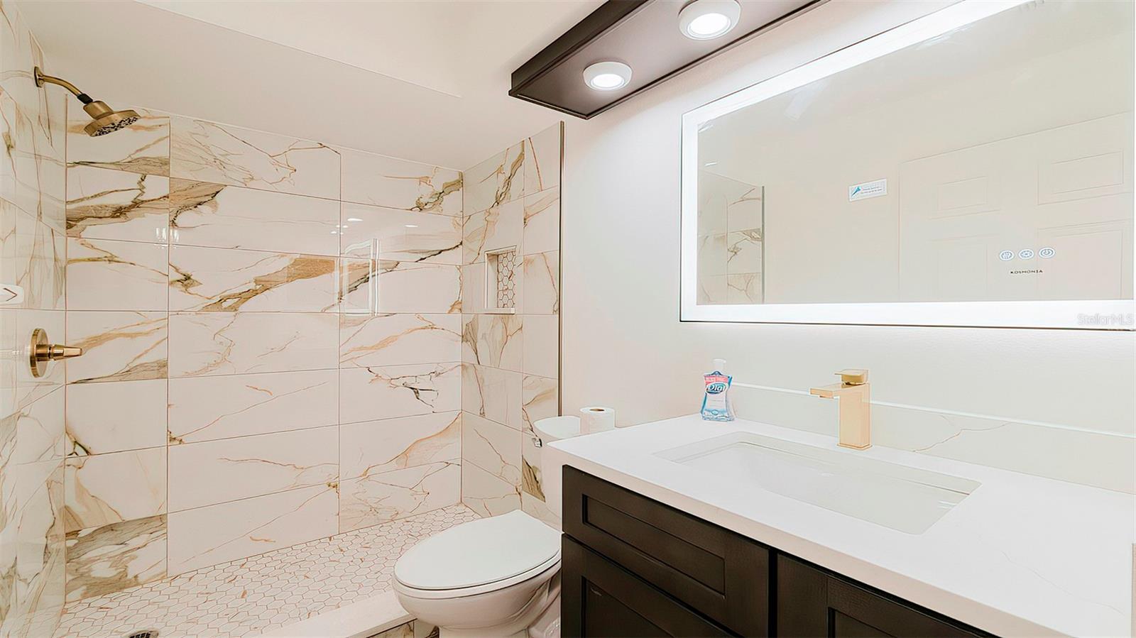 VILLA DEL RIO - Residential