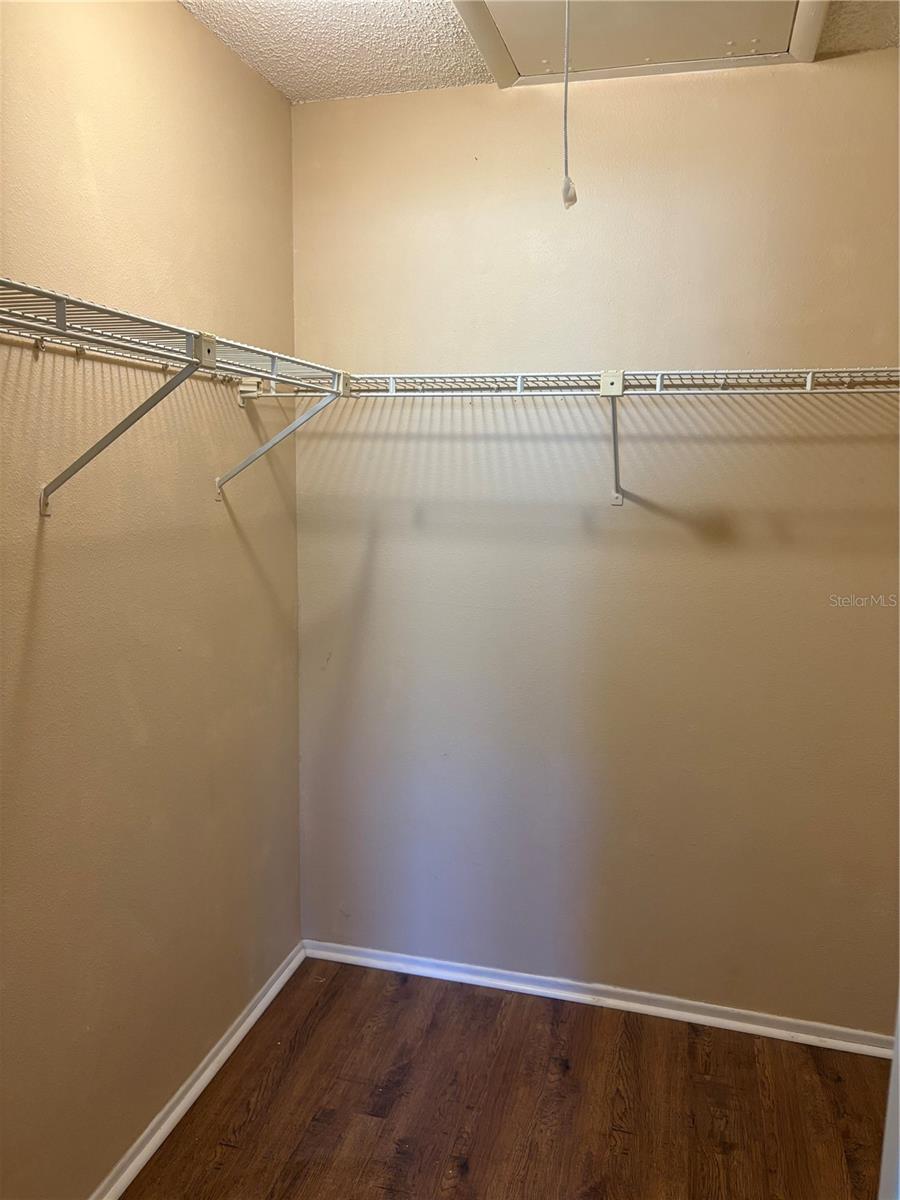 RIDGE GROVES CONDO - Residential Lease