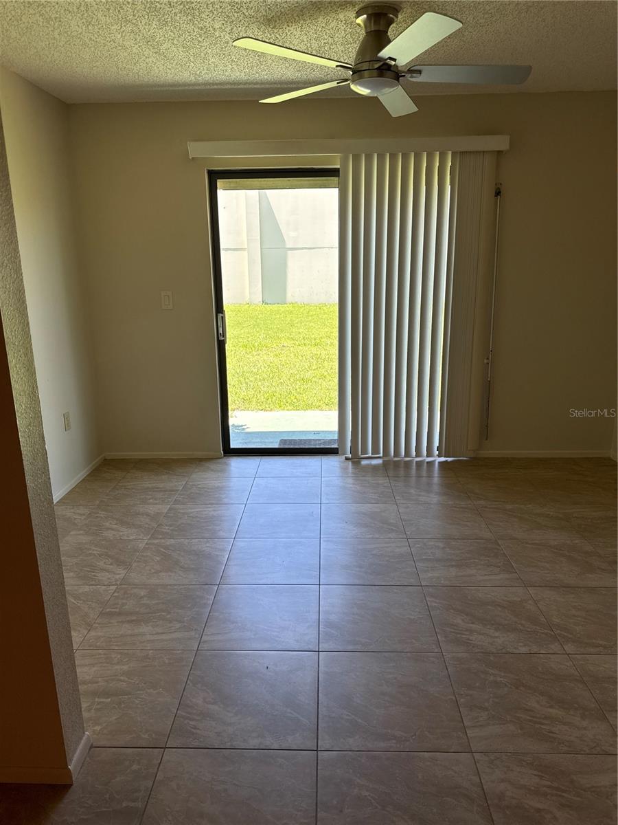 RIDGE GROVES CONDO - Residential Lease